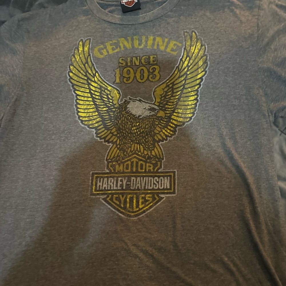 Harley-Davidson Gray Tee with Yellow Eagle Design